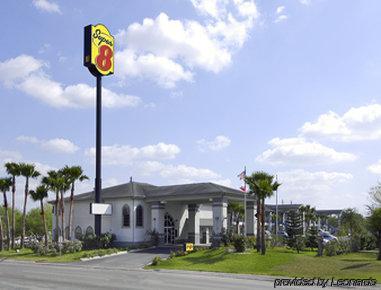 Hotel Super 8 Donna Exteriér fotografie